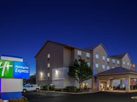 holiday inn express toyota stadium.